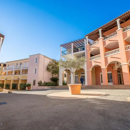 Studio Cap Esterel-12 Saint-Raphael (Var)